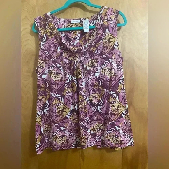 Liz and Co scoop neck tank top triangular and floral pattern - Picture 2 of 12